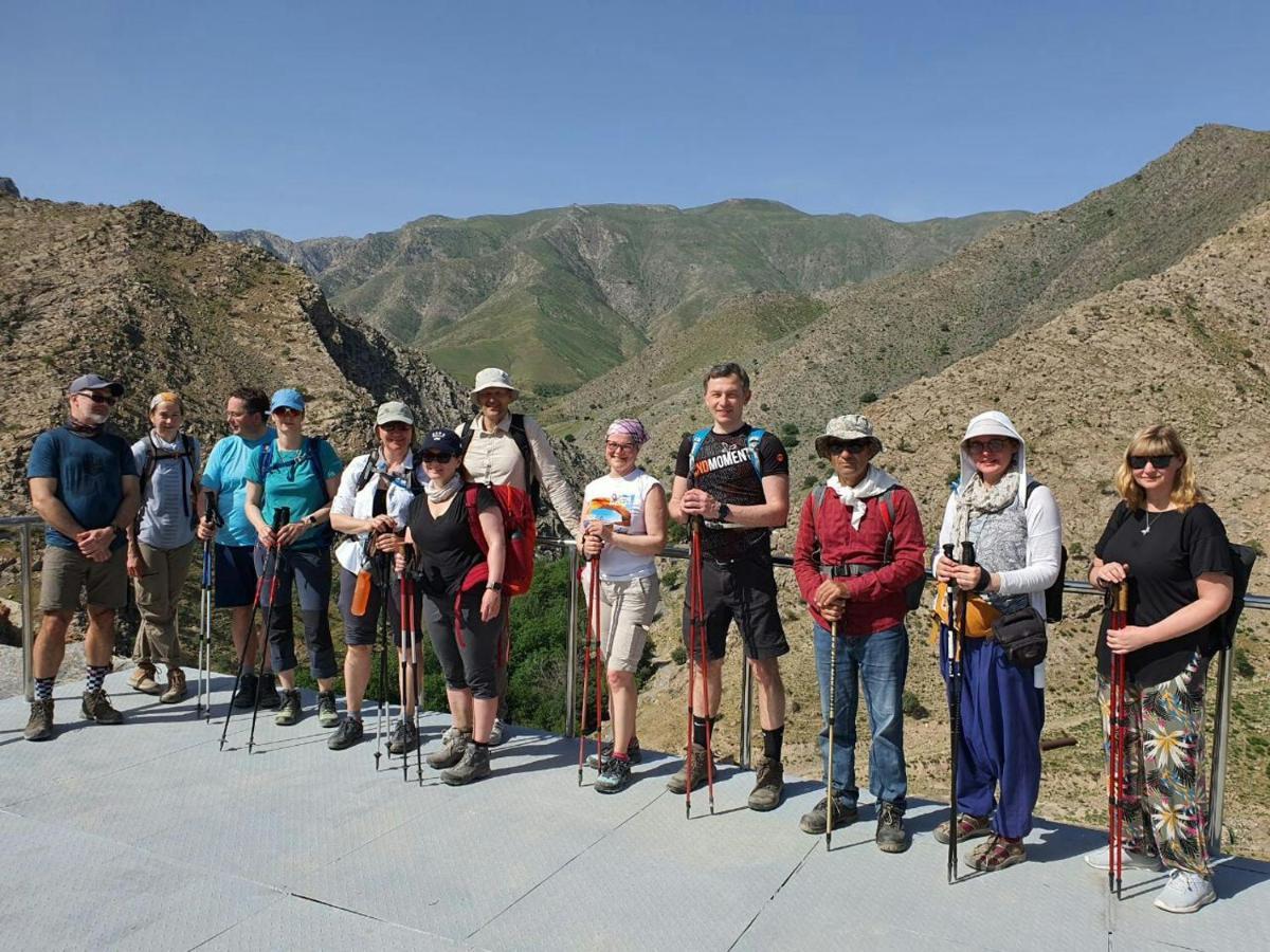 Hayat Guesthouse Nuratau Mountains Yukary-Ukhum エクステリア 写真
