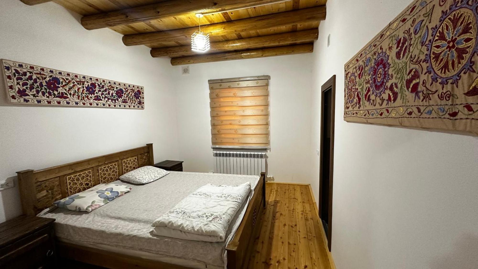 Hayat Guesthouse Nuratau Mountains Yukary-Ukhum エクステリア 写真